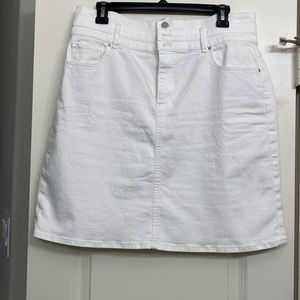 White/cream fun jean skirt